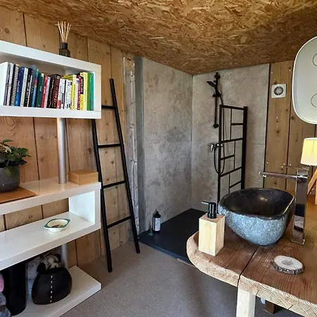Propriete De Pour 12 Personnes Avec Piscine Et Jacuzzi Bagard