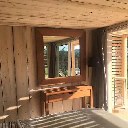 Propriete De Pour 12 Personnes Avec Piscine Et Jacuzzi *