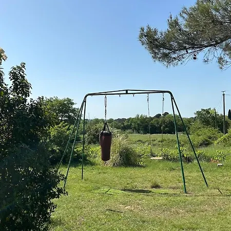 Villa Propriete De Pour 12 Personnes Avec Piscine Et Jacuzzi *